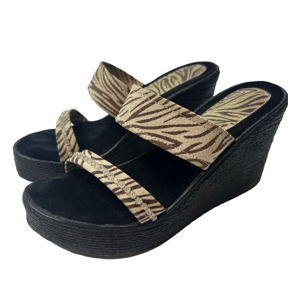 Sbicca Zebra Rhinestoned Wedge Slide Sandals Size 7.5 W - Picture 2 of 10